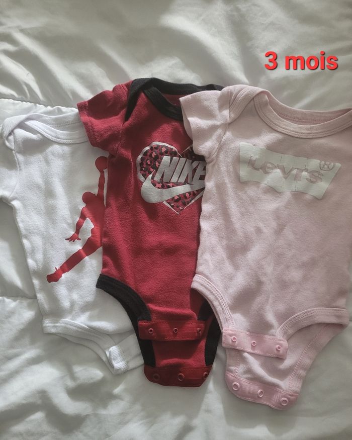 Lot de bodies
