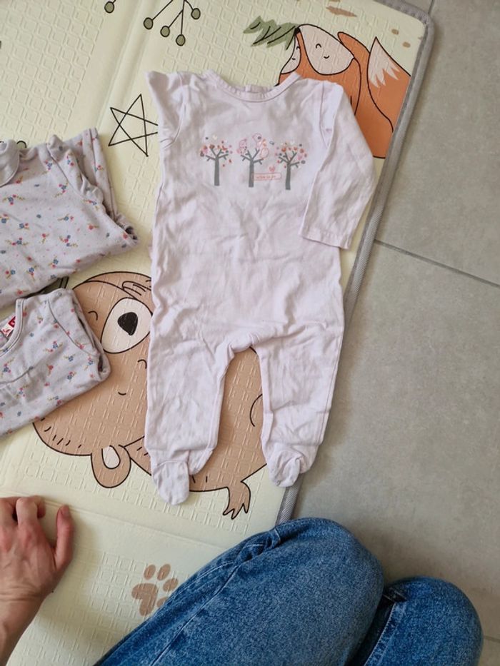 Lot 2 pyjamas +1 body assorti - photo numéro 3