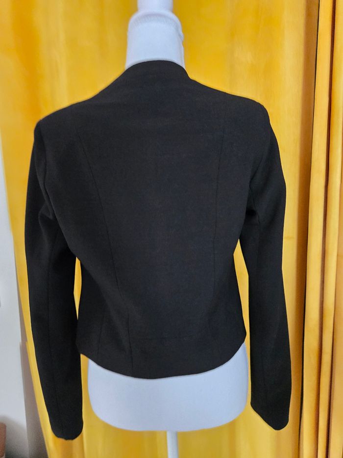 Veste  noir court type bolero - photo numéro 4