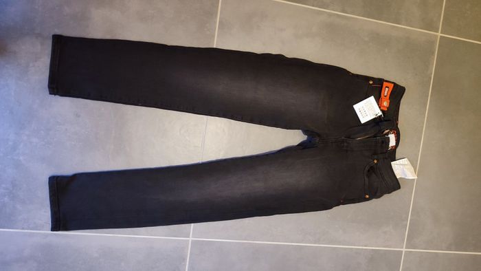 Jean zara 10 ans neuf