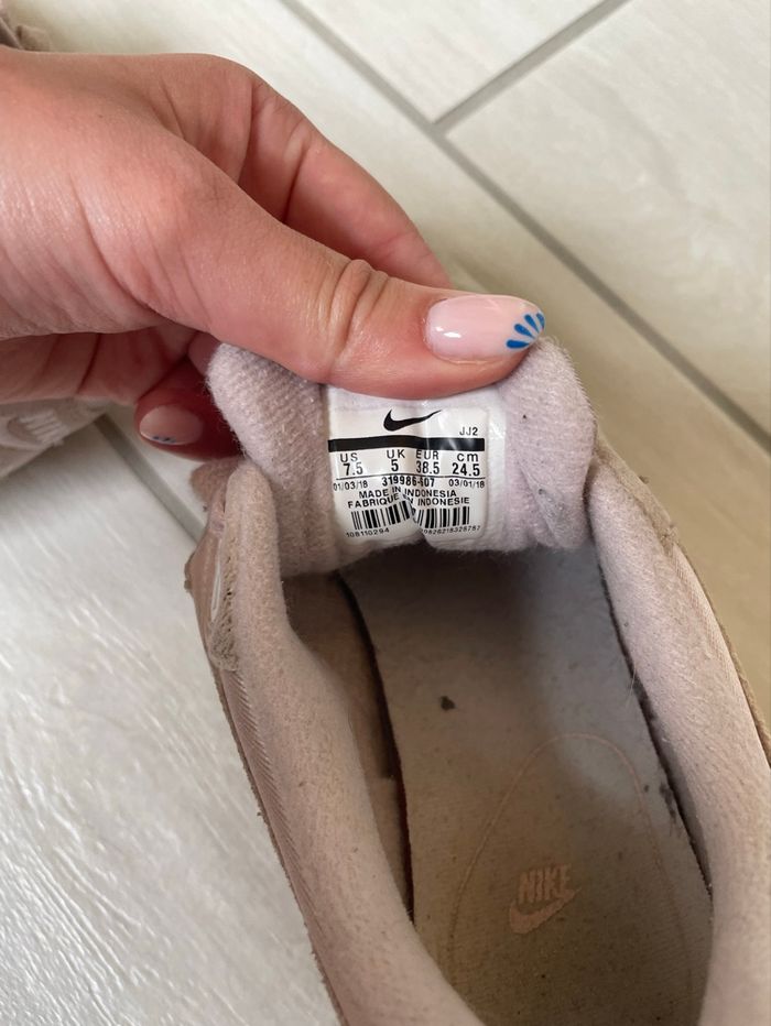 Chaussures Nike - photo numéro 5