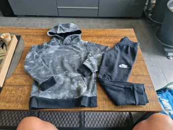 Ensemble jogging 4-5 ans