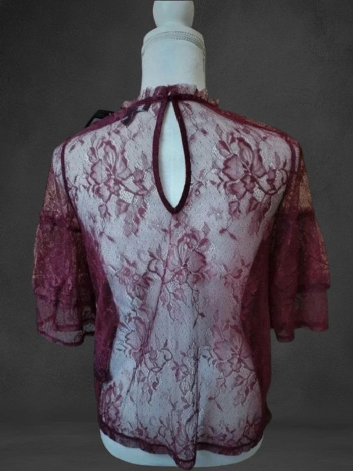 Blouse dentelle. - photo numéro 2