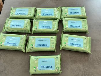 Lot 10 paquets lingettes bébé mustela