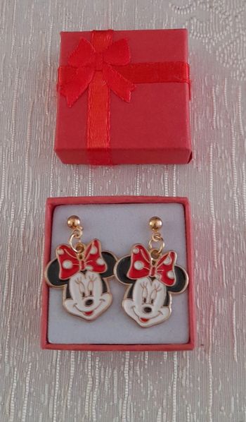Clou minnie (boucles d'oreilles)