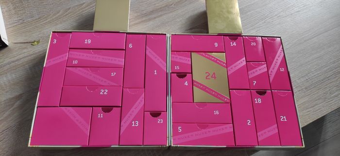 Calendrier de l'avent vide - photo numéro 2