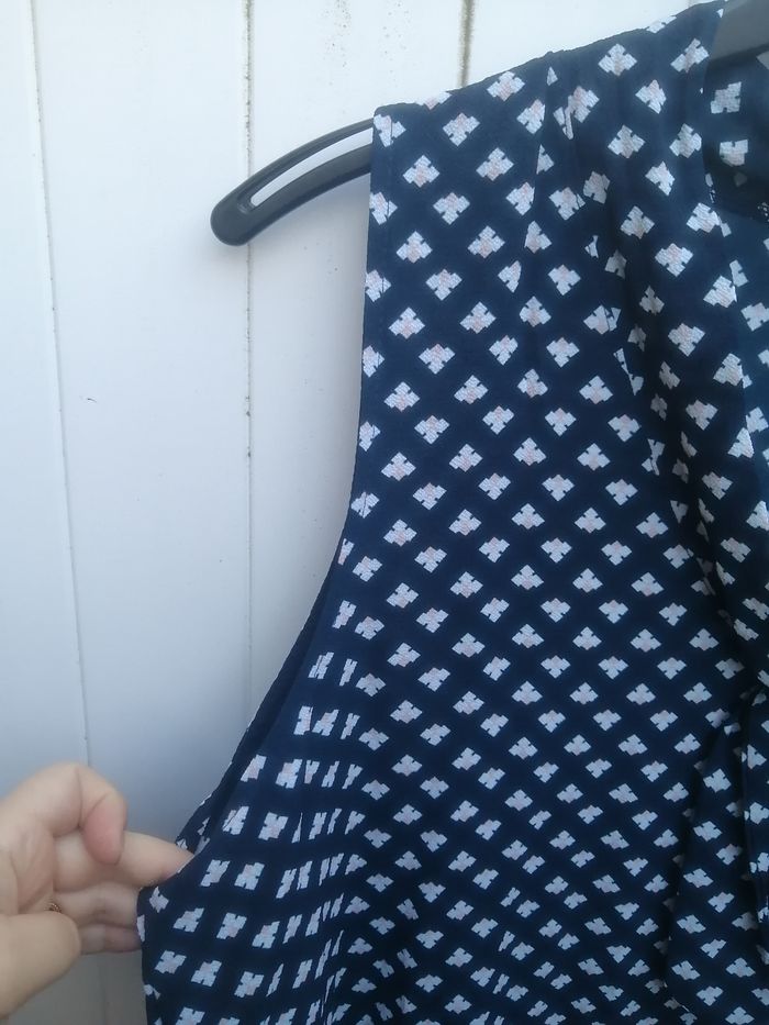 Robe sans manches kiabi taille 46 neuve - photo numéro 5