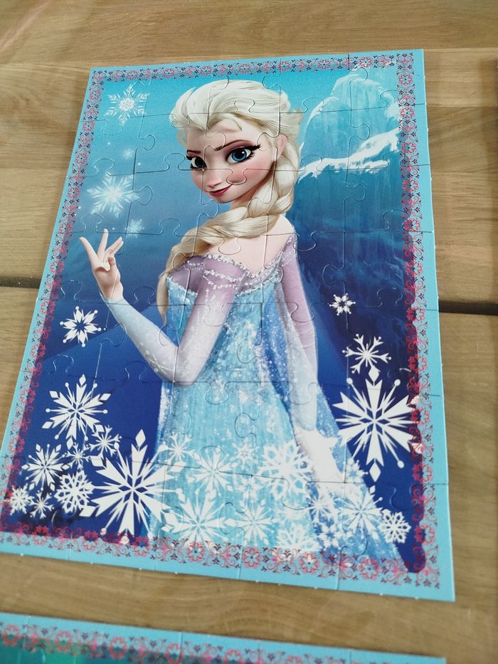 Lot puzzle reine des neiges - photo numéro 9