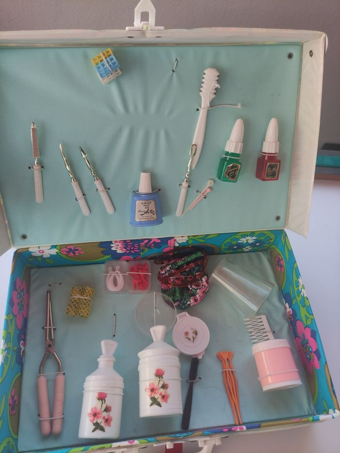 Accessoires pour poupée - photo numéro 2