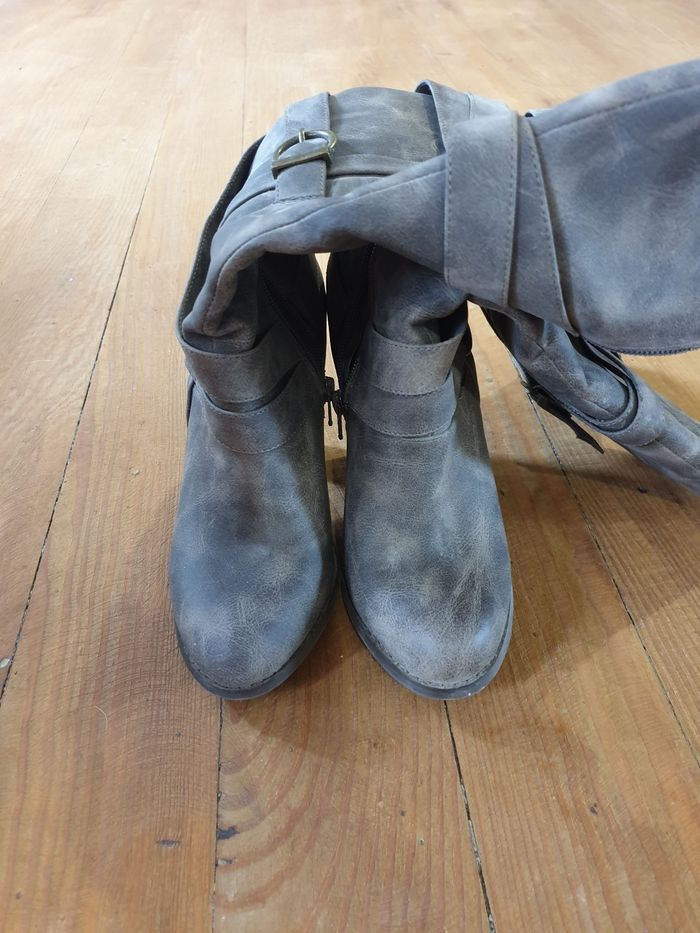 Bottes à talon - photo numéro 2