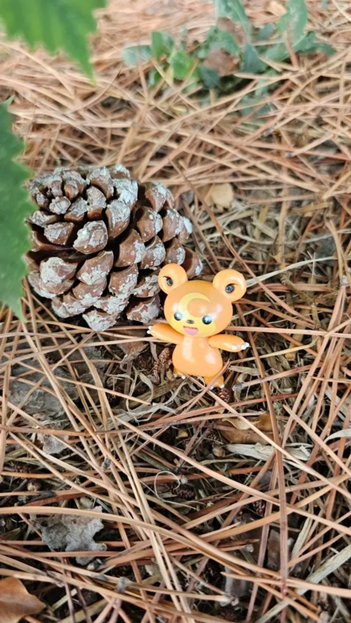 Super figurine Pokemon Nintendo Teddurisa