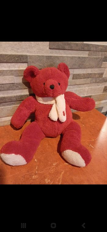 Peluche ours bordeaux