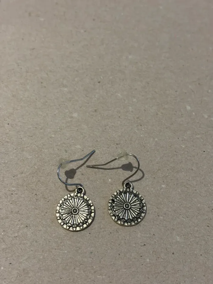 Boucle d’oreille - photo numéro 2