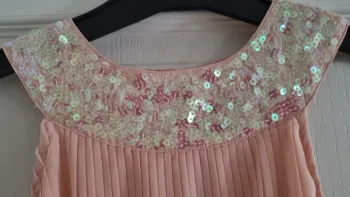 Très jolie robe