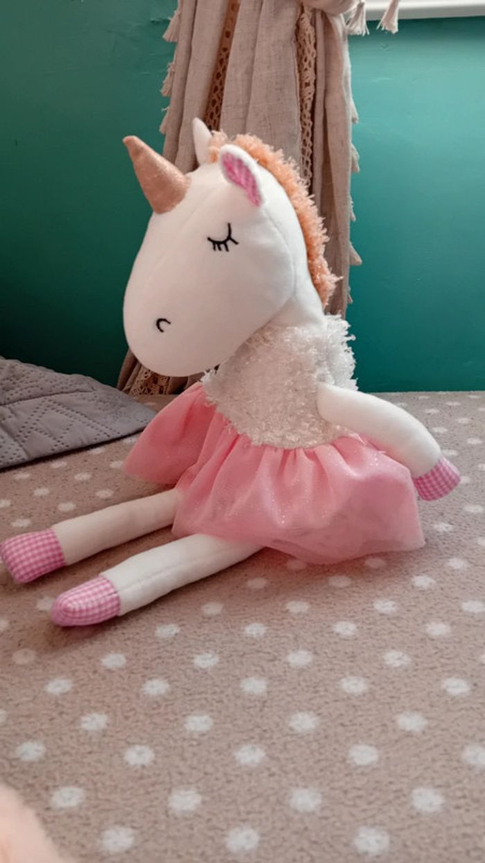 Superbe peluche licorne - photo numéro 4