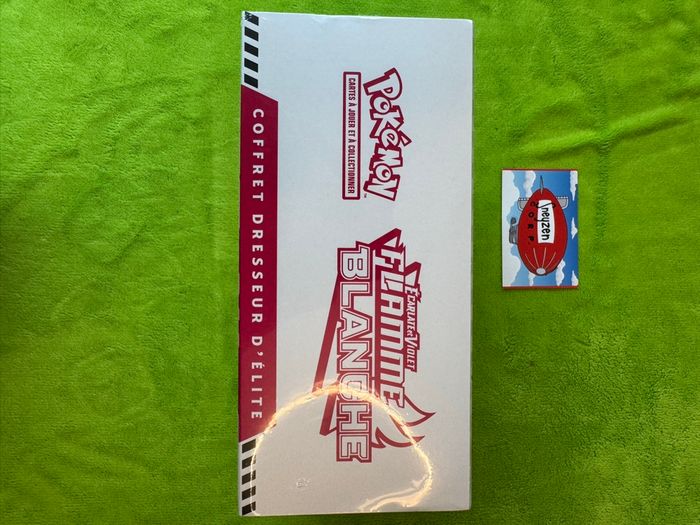 ETB Pokémon EV10.5 Flamme Blanche Neuf et Scellé - photo numéro 2