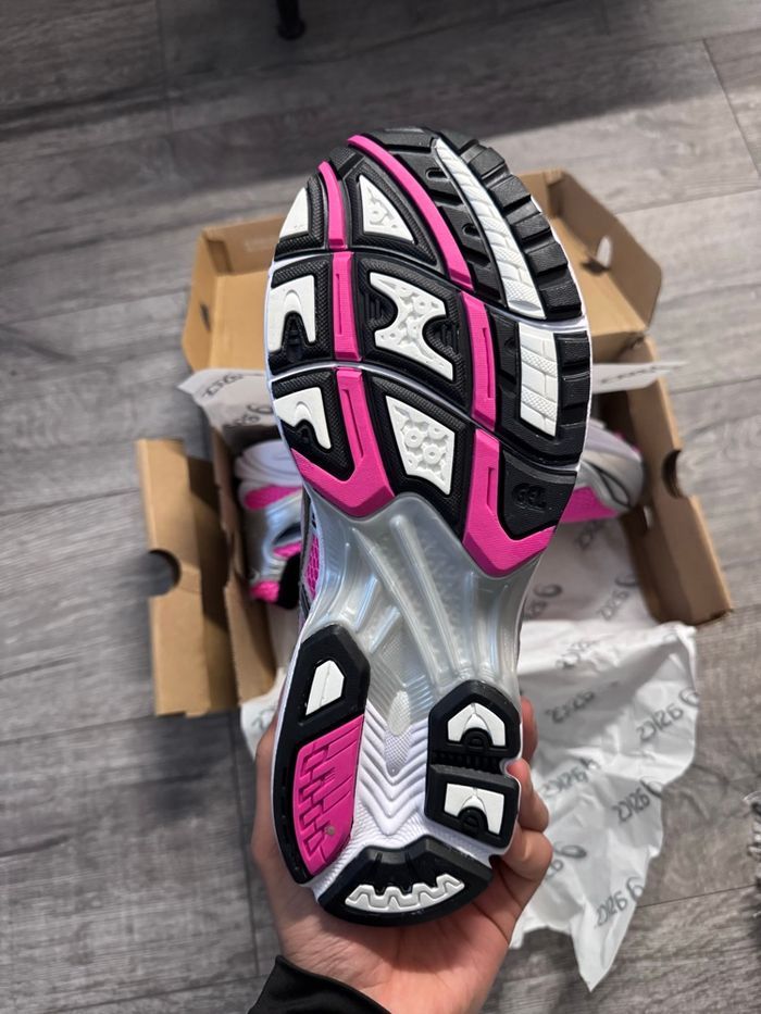 Asics Gel Kayano 14 - photo numéro 4