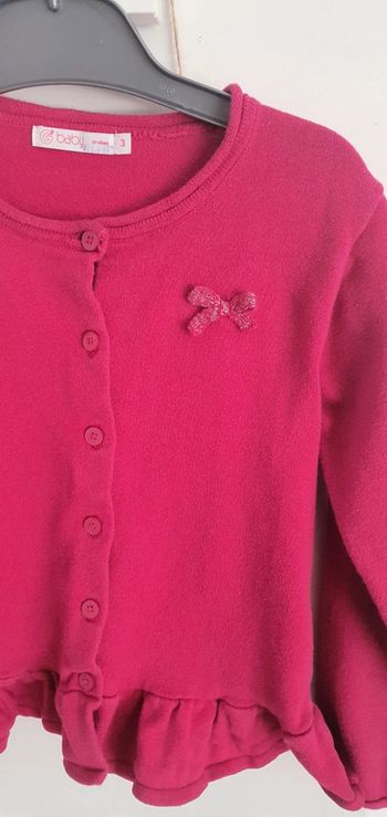 Gilet volanté. 5 ans