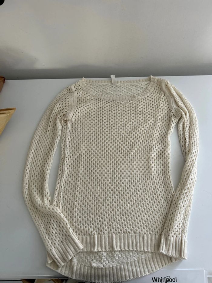 Pull fin