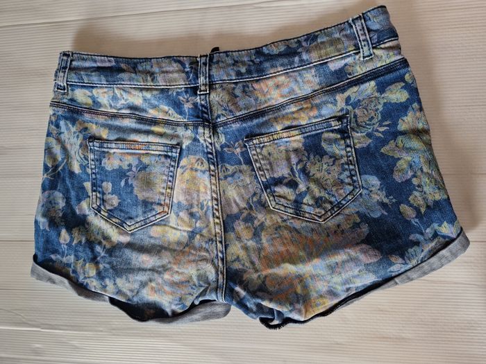 Short femme taille 40 - photo numéro 3