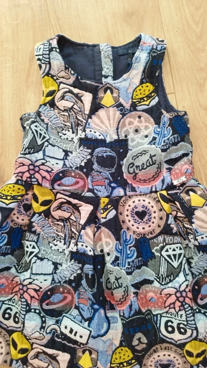 Robe IKKS 6 ans - photo numéro 2