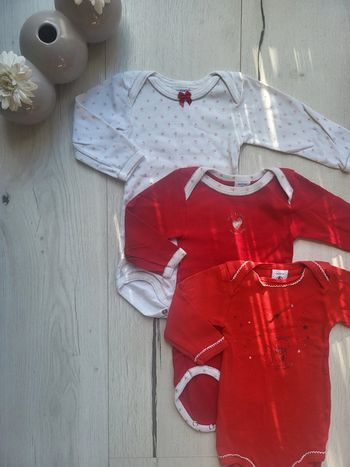 Lot de 3 bodies ML fille petit bateau taille 6mois