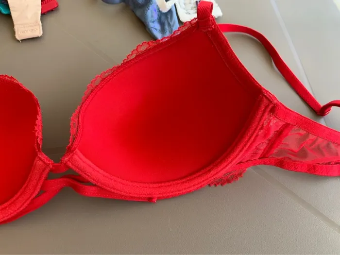Soutien-gorge Undiz rouge 90C neuf - photo numéro 7