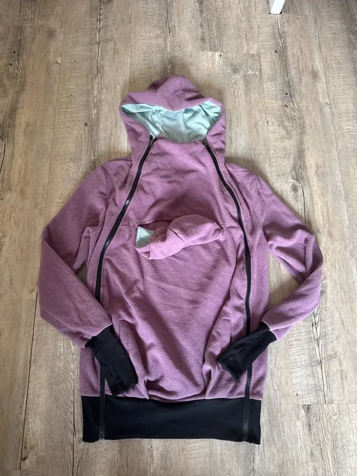 Polaire kangourou avec poche pour sortir bébé