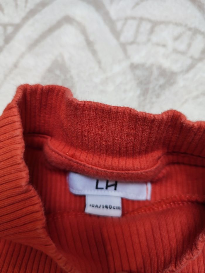 Haut la halle taille 10 ans - photo numéro 3