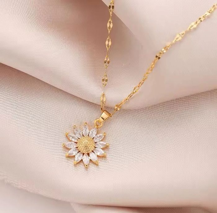 Collier fleur acier inoxydable pendentif cadeau bijoux femme