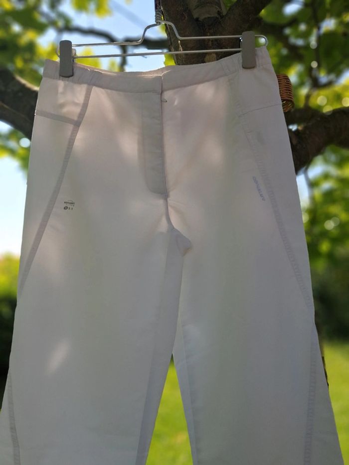 Pantacourt de sport Artengo taille 38 - photo numéro 2