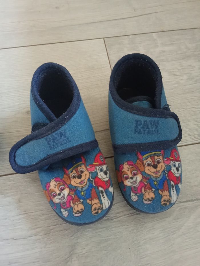 Lot chaussures 23/24 - photo numéro 4