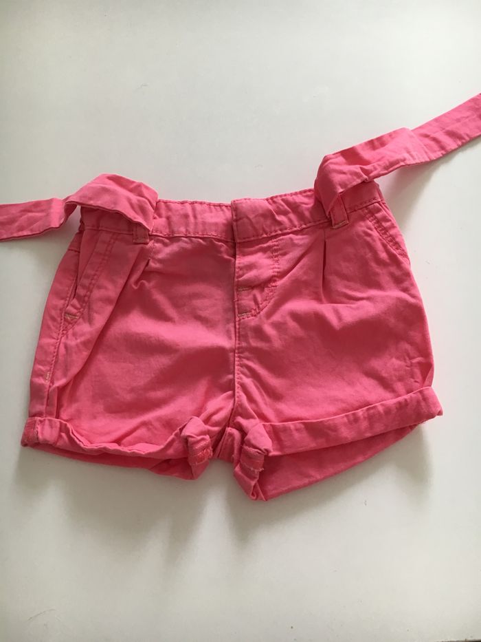 Short 6 mois - photo numéro 3