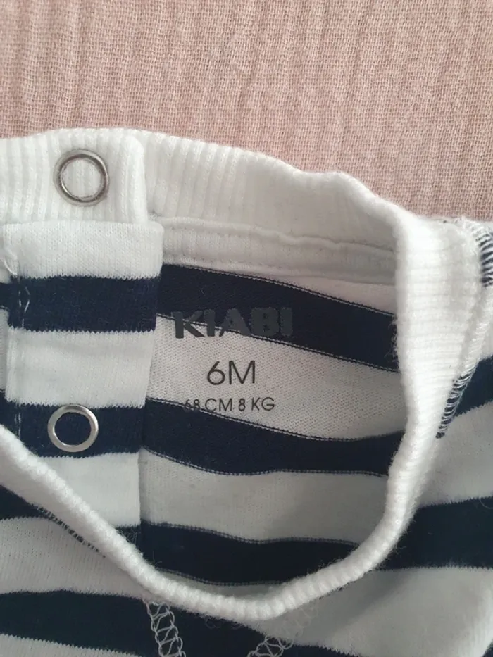 T-shirt kiabi 6 mois - photo numéro 2