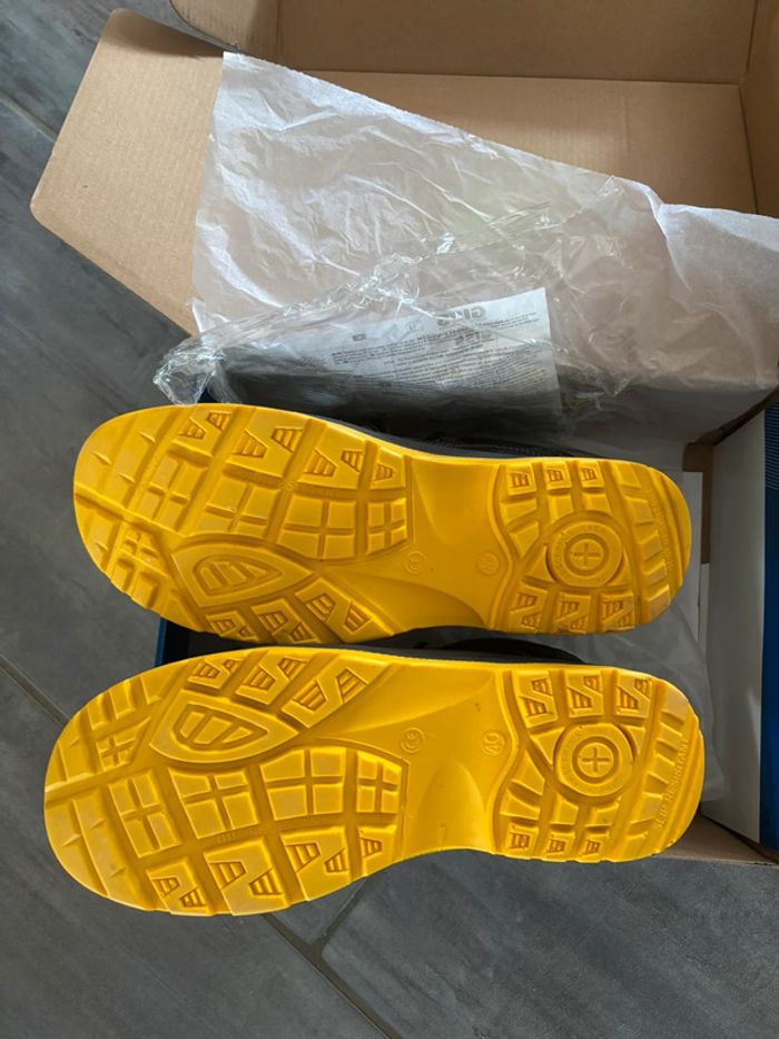 Chaussure de sécurité - photo numéro 3