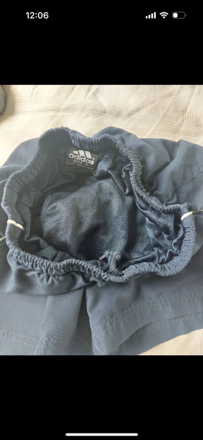 Short de bain Adidas taille 10 ans - photo numéro 3