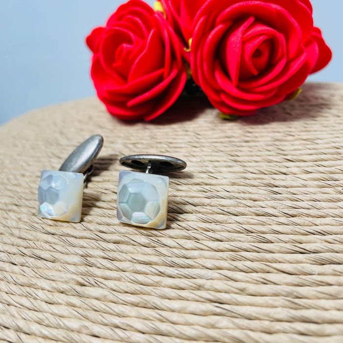 🔥 Modèle Rare. Boutons de manchettes à chaînette. Nacre véritable. Gravure ballon de football. - photo numéro 13