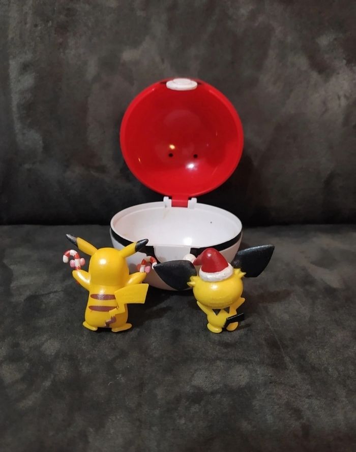 Figurine Pokémon Noël Pikachu et Pichu - photo numéro 2