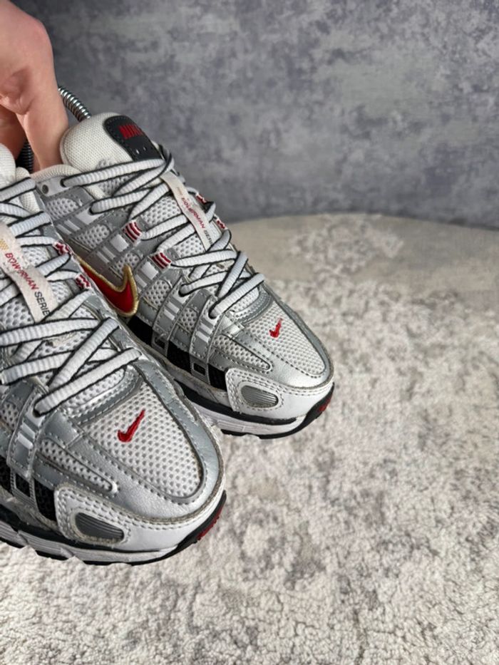 Nike P-6000 Running - OG White University - Red & Silver & White & Gold - photo numéro 13