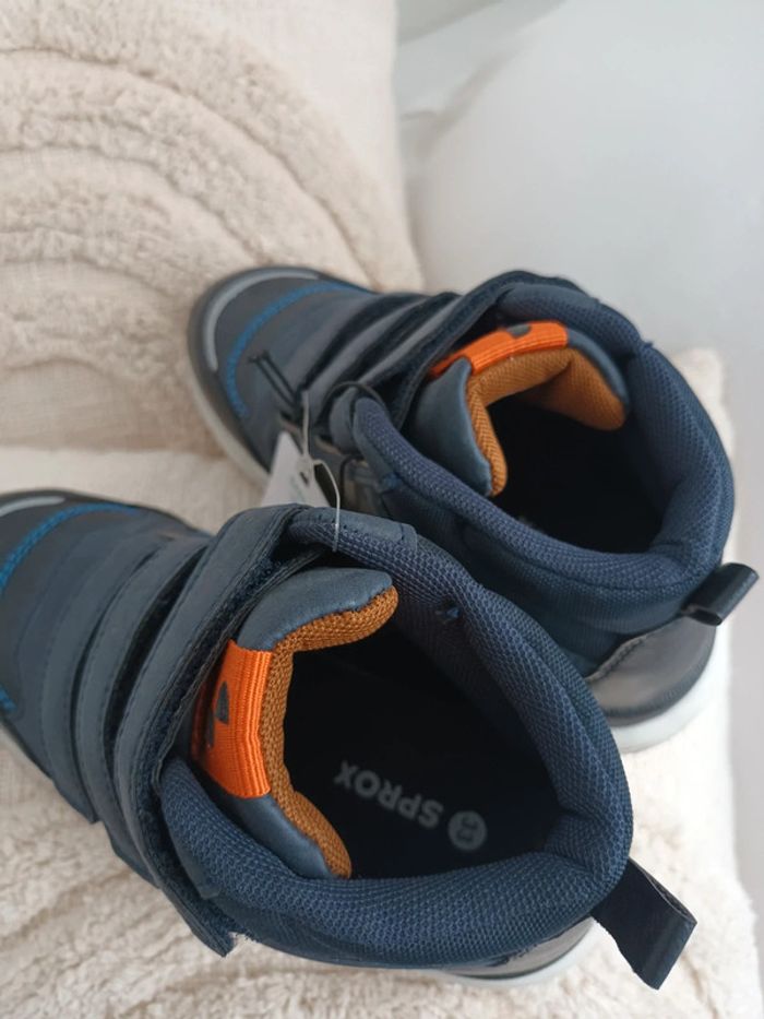 Jolie paire de baskets montantes à scratchs Sprox neuves avec étiquettes 🏷 - photo numéro 4