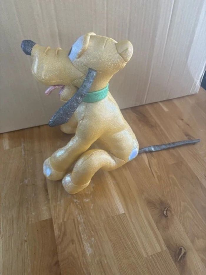 peluche sonore disney 100 ans pluto - photo numéro 3