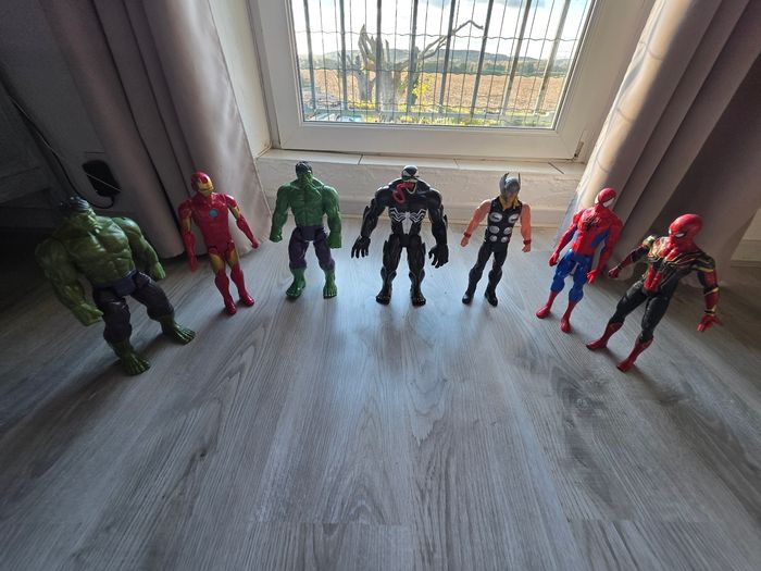 Marvel figurine  30 cm - photo numéro 5