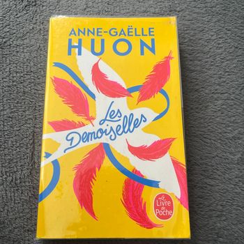 Livre les demoiselles