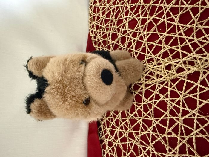 doudou peluche chien berger allemand assis trudi