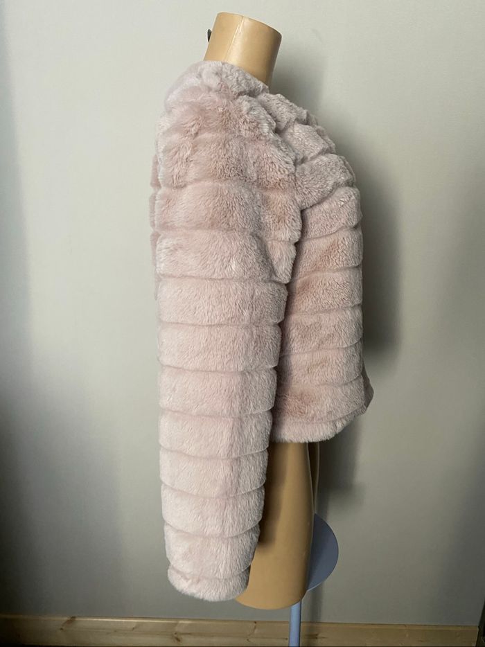 Veste fausse fourrure Jennyfer S - photo numéro 4