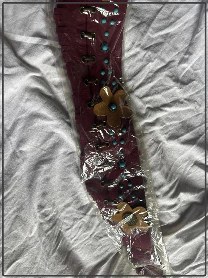 Ceinture neuve avec étiquette - photo numéro 4