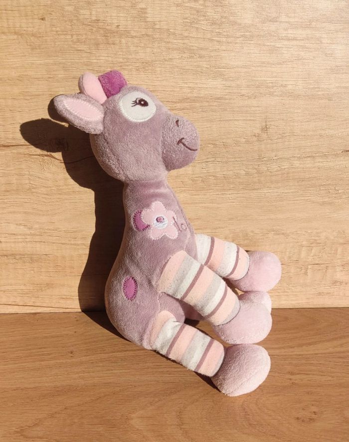 Girafe lola Arthur et Lola - photo numéro 2