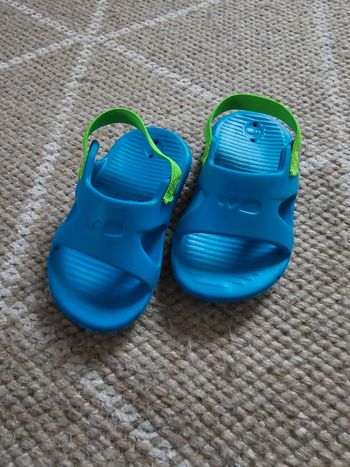 Sandales plage/piscine - Decathlon - 19/20