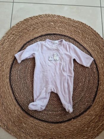 Joli pyjama chaud 1 pièce ouverture pressions devant taille 1 mois
