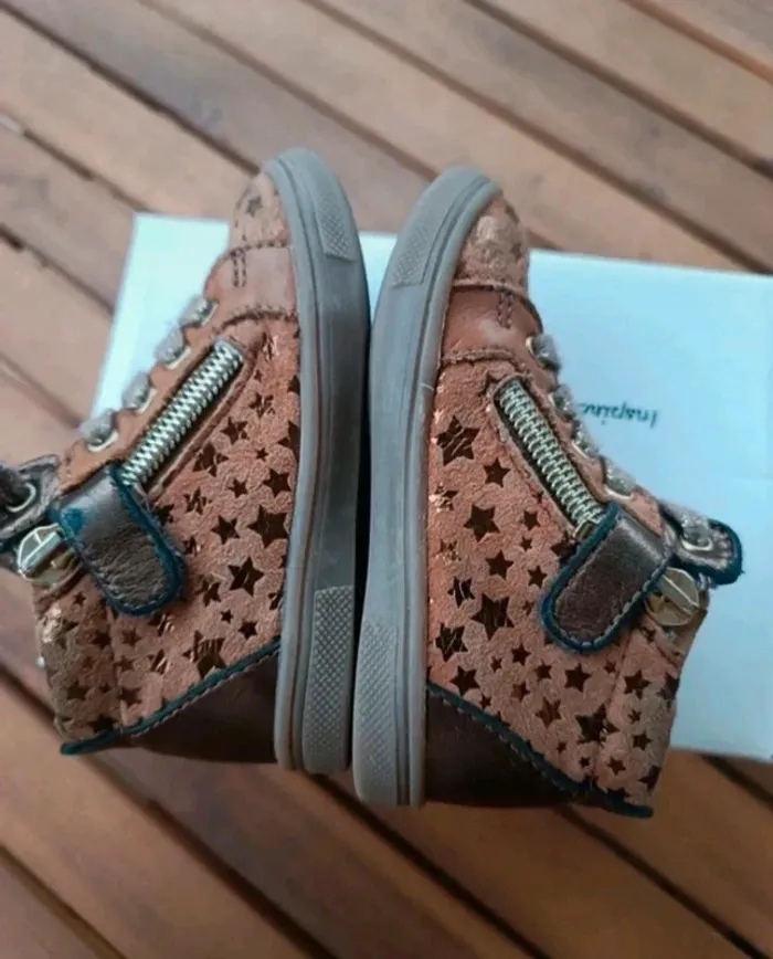 Chaussures camel étoiles GBB pointure 21 - photo numéro 5